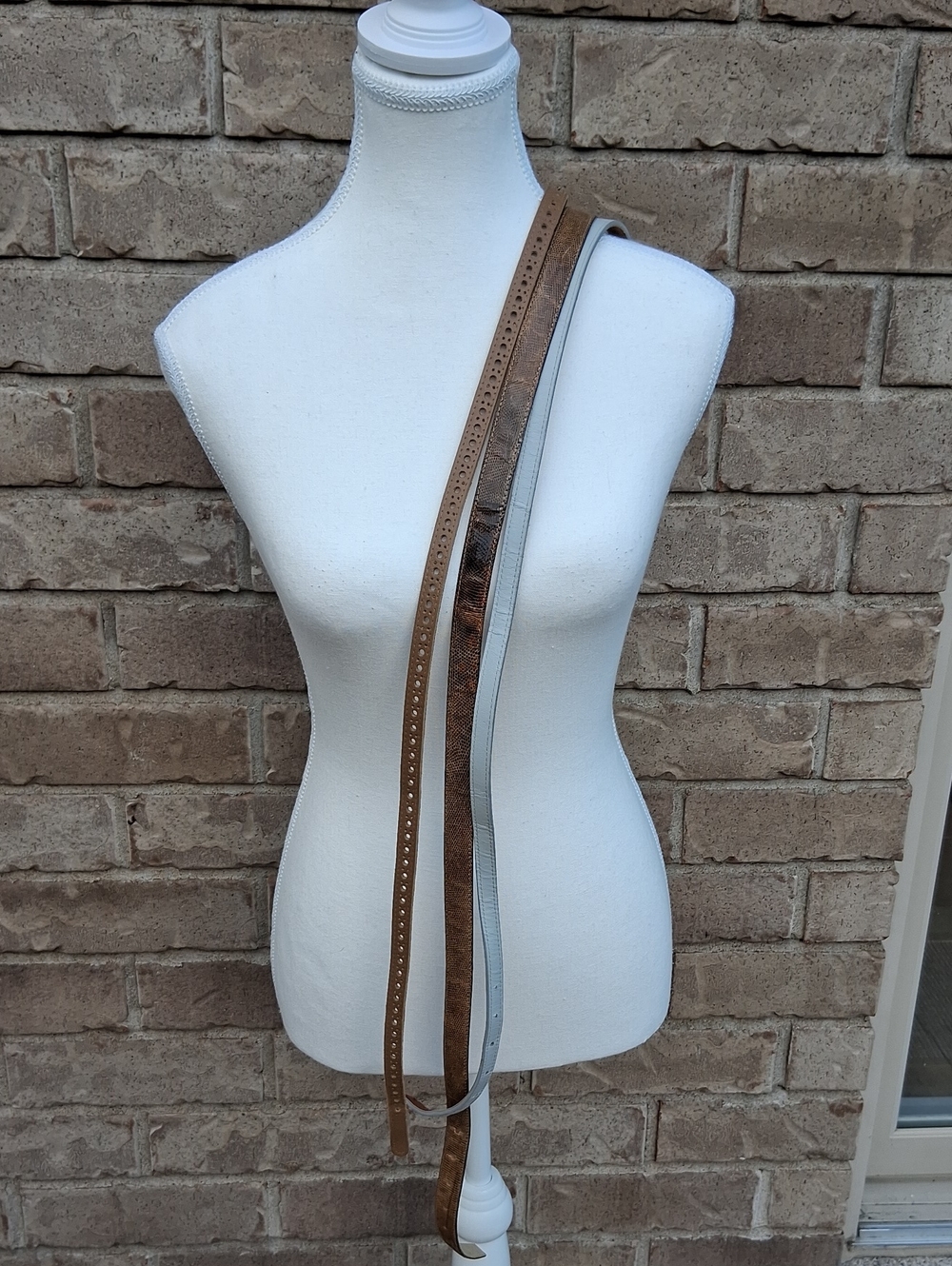 Women's Two-Tone Brown and Light Gray Multi-Strip Belt Set